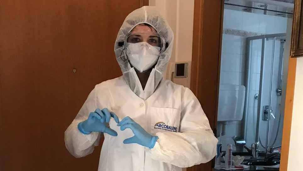 Immagine: Operatrice della coop Arcobaleno (orizz) (1)